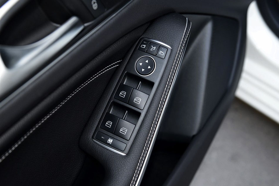 2015款 A 200 座椅空间