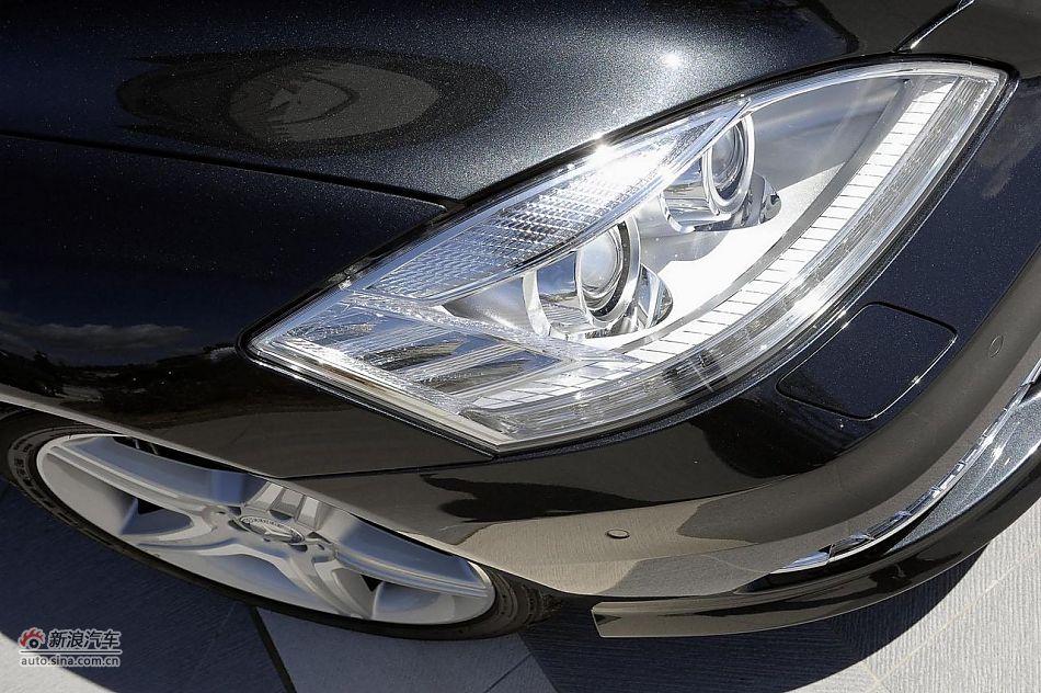 2012款奔驰S级豪华版