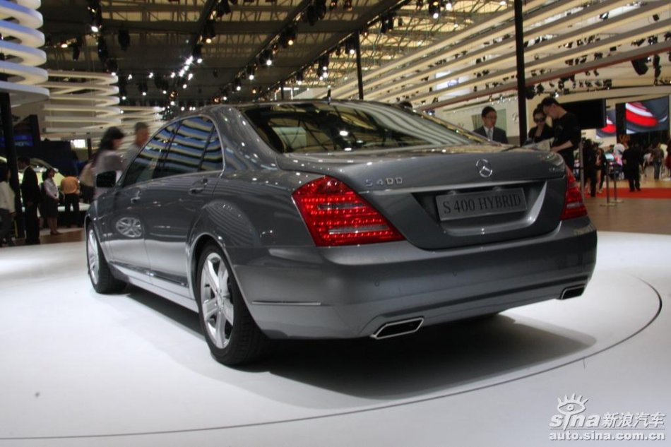 奔驰S400Hybrid