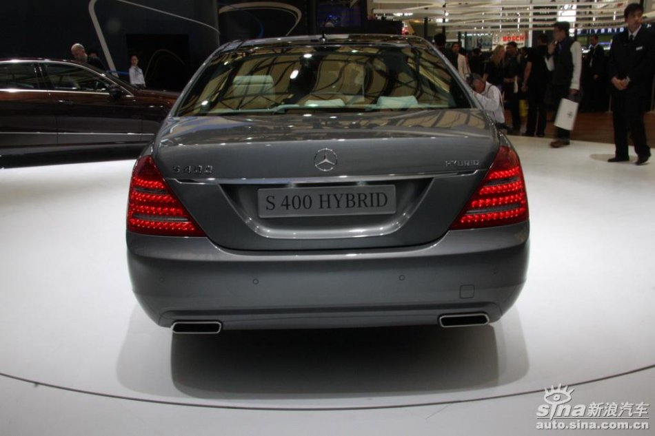 奔驰S400Hybrid