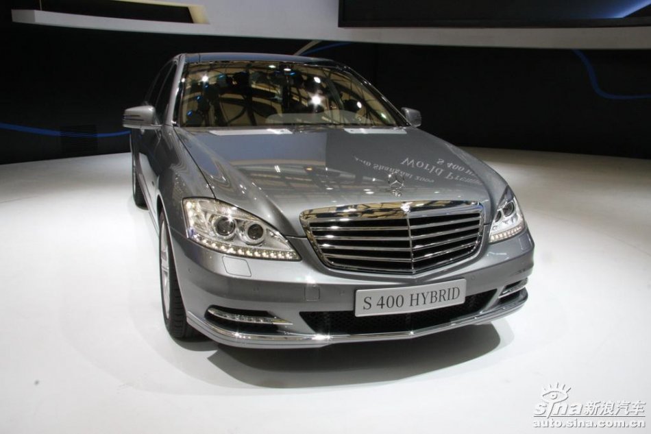 奔驰S400Hybrid
