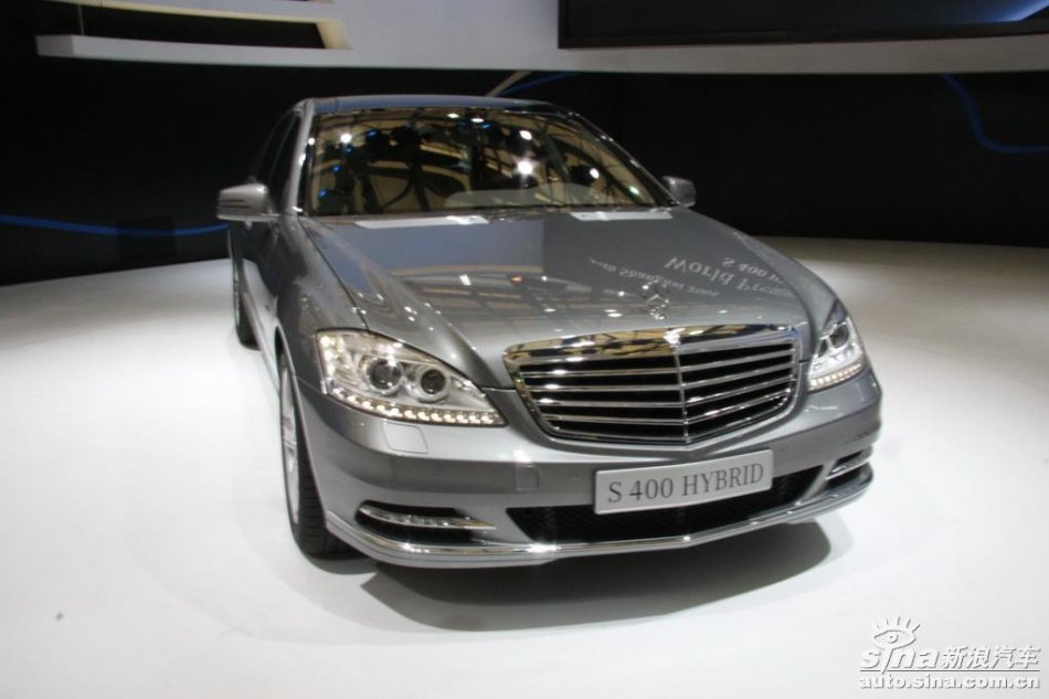 奔驰S400Hybrid