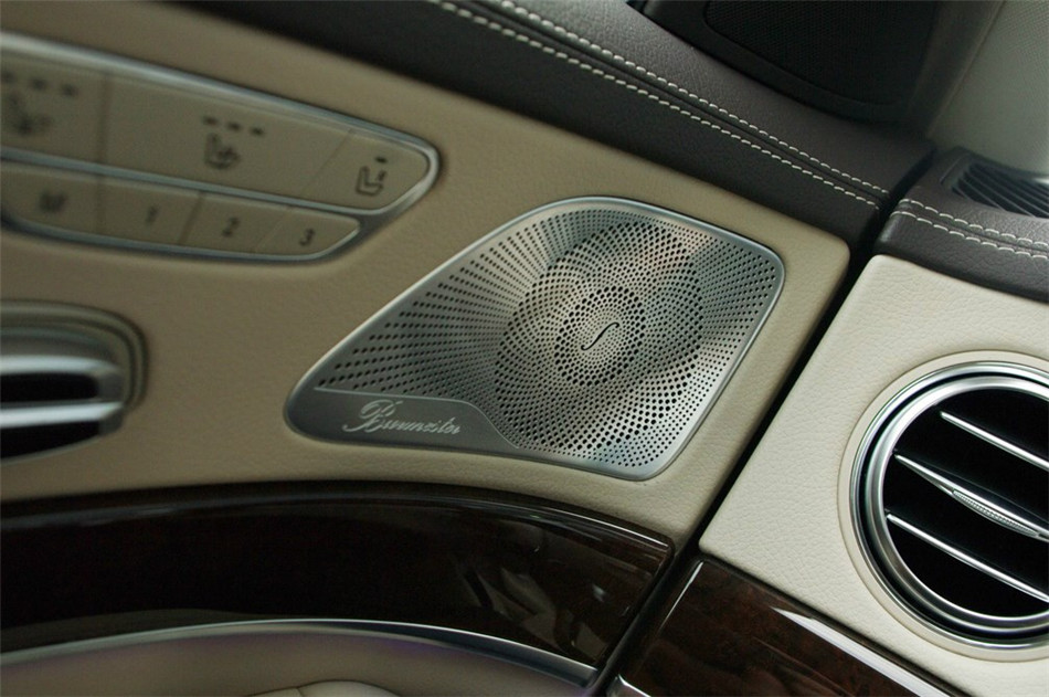 奔驰S级  2014款 S500L 座椅空间