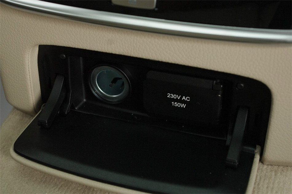 奔驰S级  2014款 S500L 座椅空间