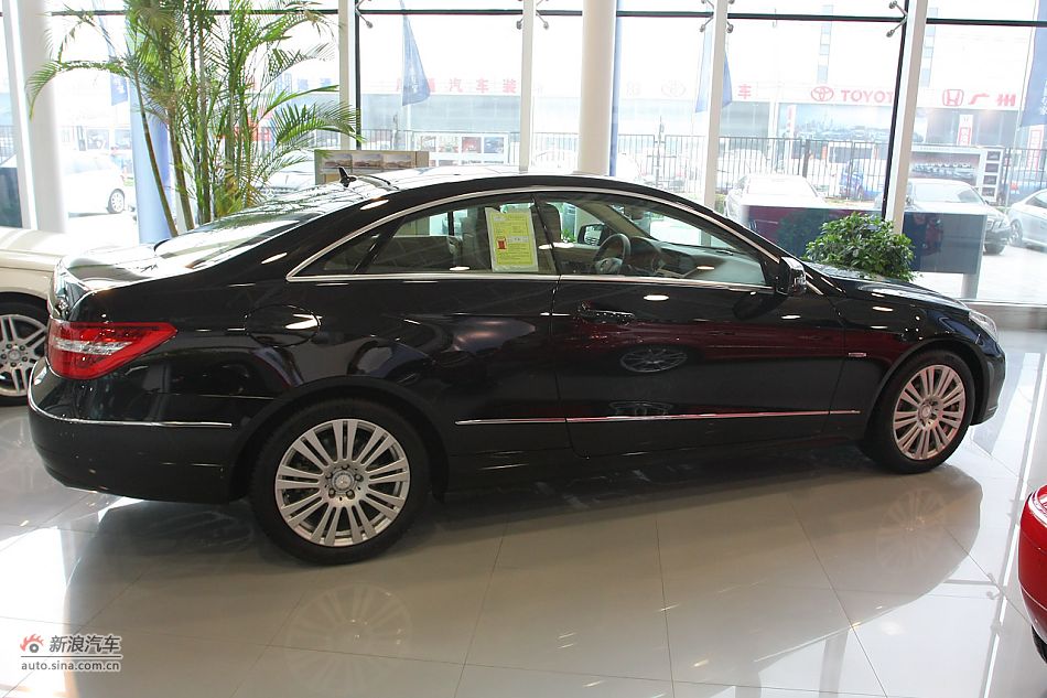 2010款奔驰E260 Coupe