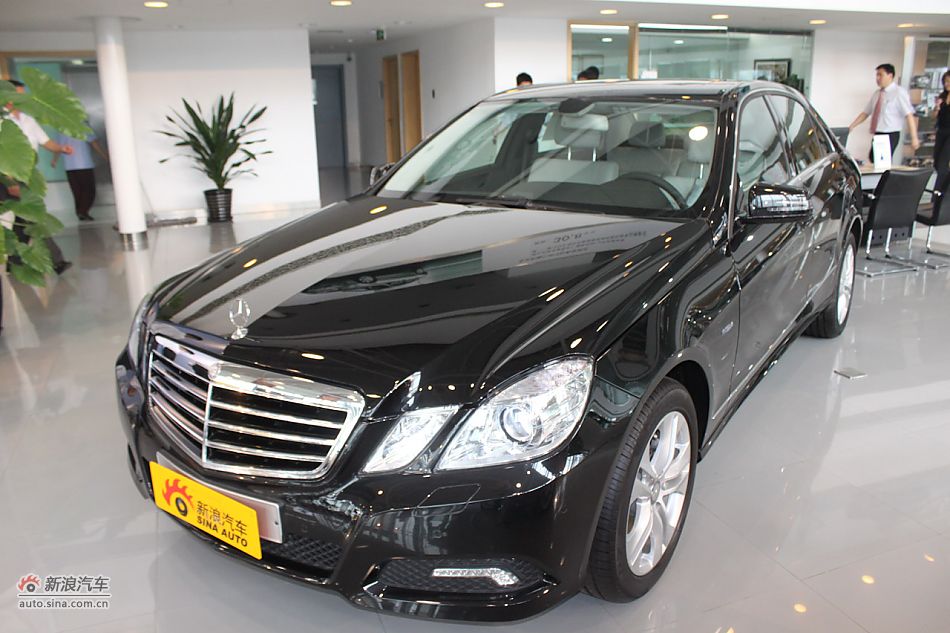 奔驰E260 CGI时尚型