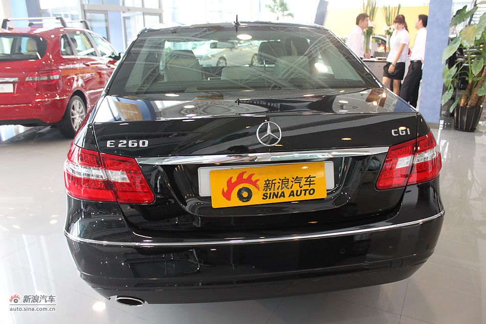 奔驰E260 CGI时尚型