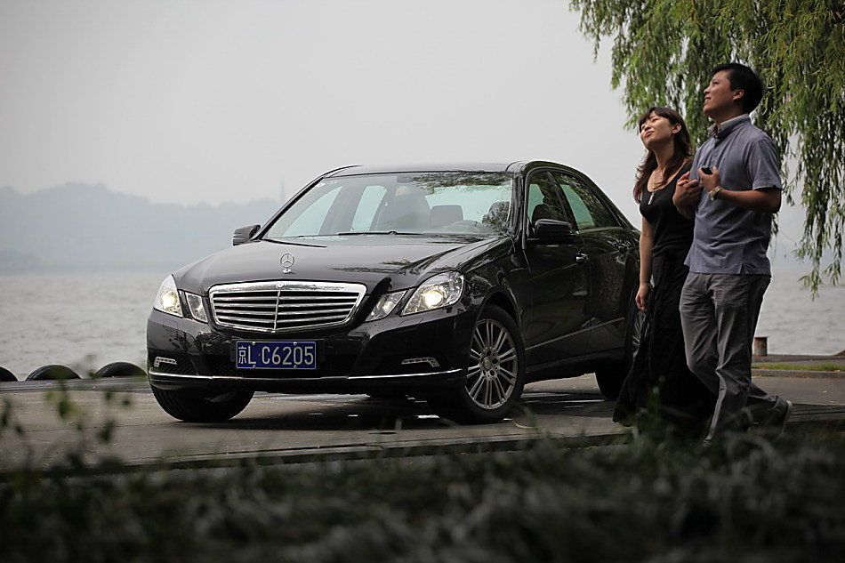 全新一代E300外观图片