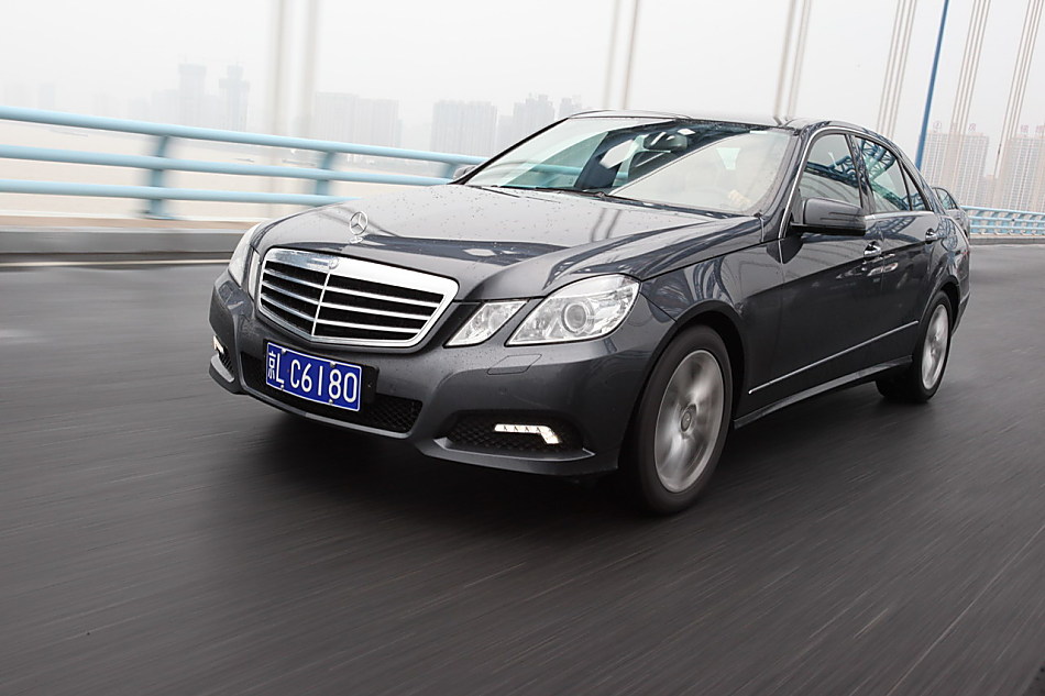 全新一代E300外观图片