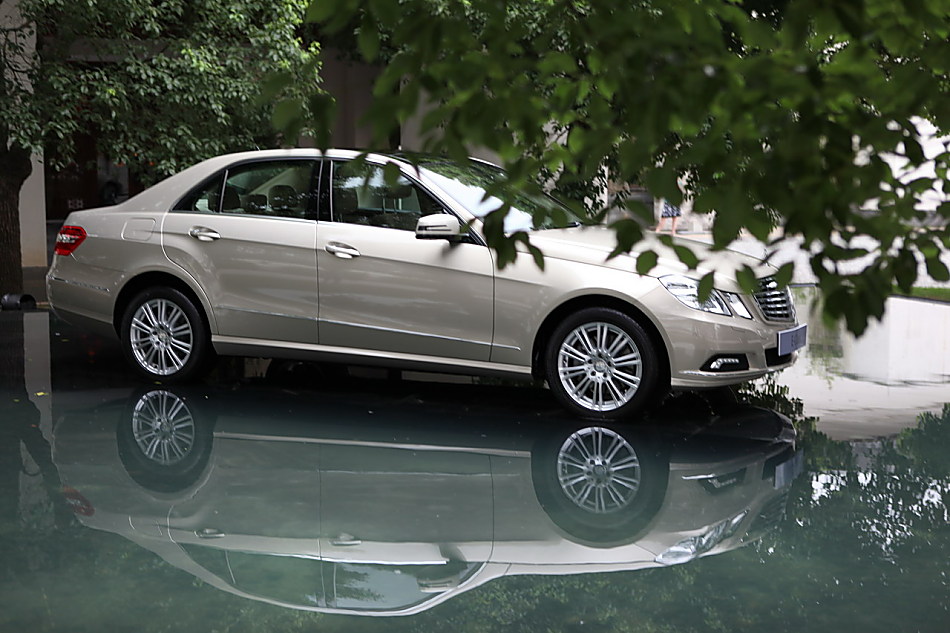 全新一代E300外观图片