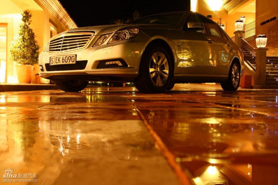 奔驰新E级试驾实拍图外观