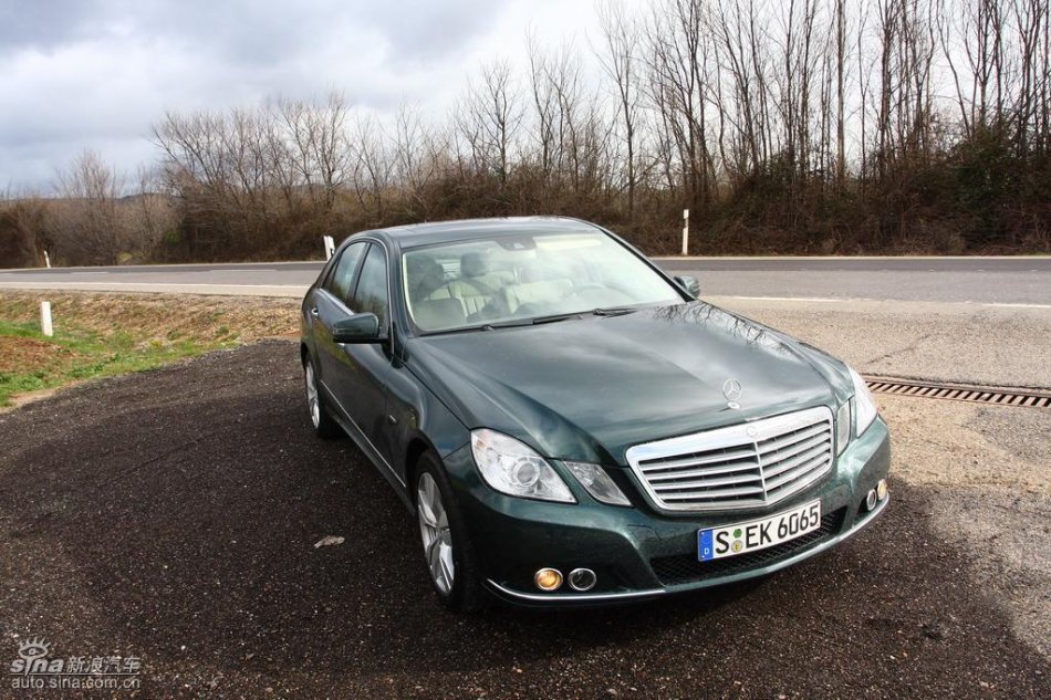 奔驰新E级试驾实拍图外观
