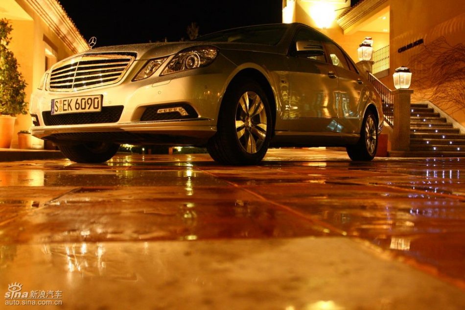 奔驰新E级试驾实拍图外观