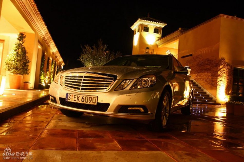 奔驰新E级试驾实拍图外观