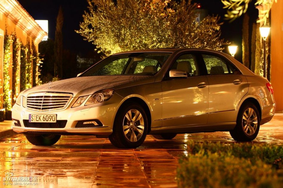 奔驰新E级试驾实拍图外观