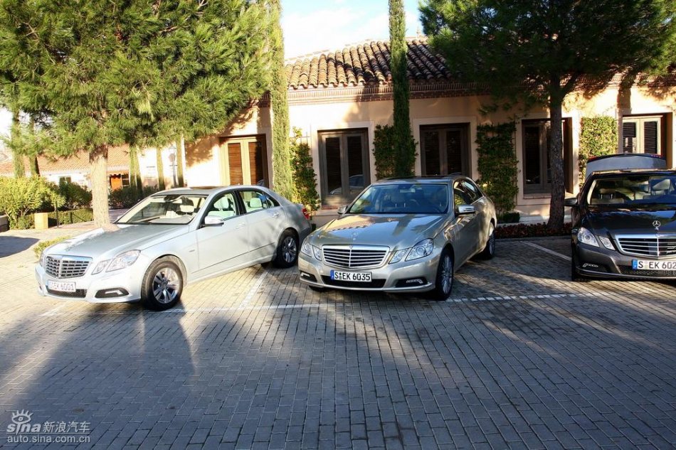 奔驰新E级试驾实拍图外观