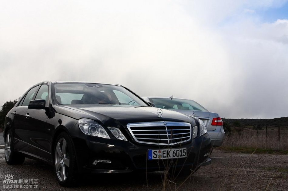 奔驰新E级试驾实拍图外观
