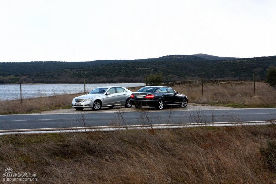 奔驰新E级试驾实拍图外观