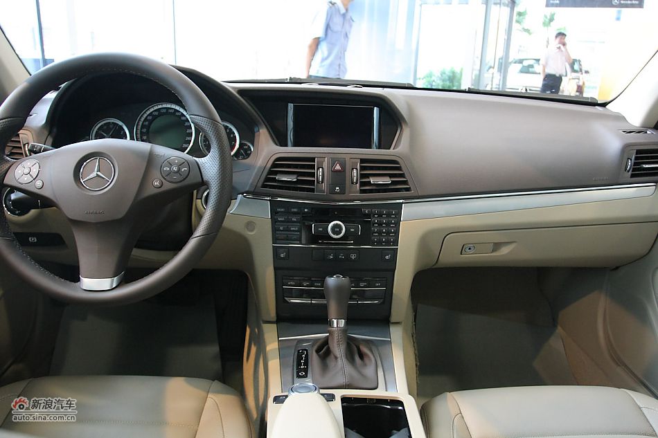 2010款奔驰E260 Coupe