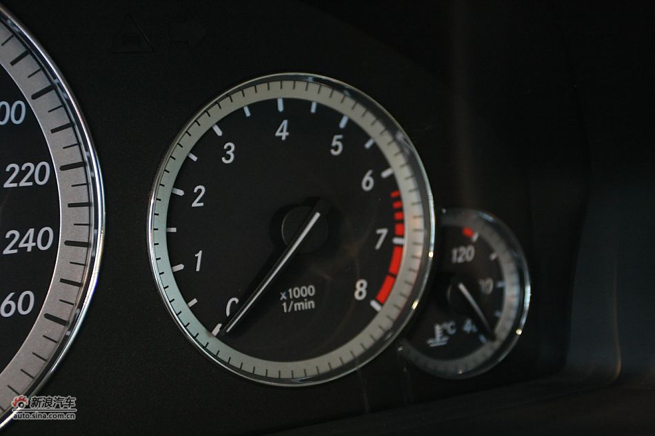 2010款奔驰E260 Coupe