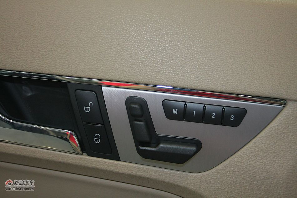 2010款奔驰E260 Coupe