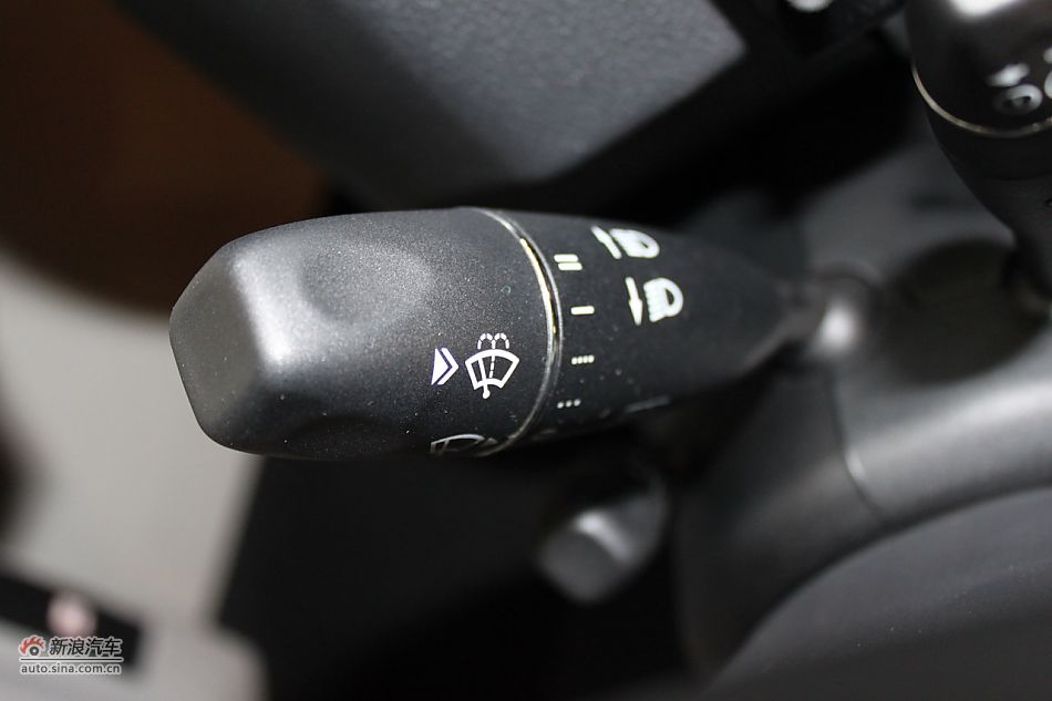 奔驰E260 CGI时尚型