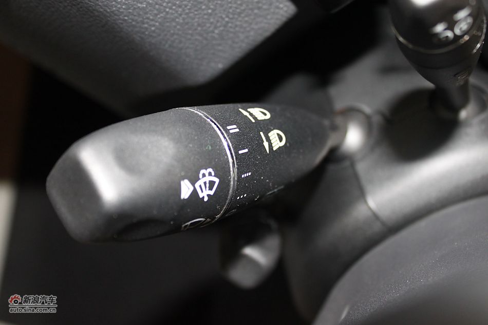 奔驰E260 CGI时尚型