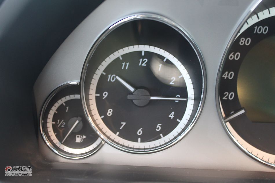 奔驰E260 CGI时尚型