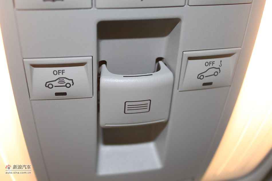 奔驰E260 CGI时尚型