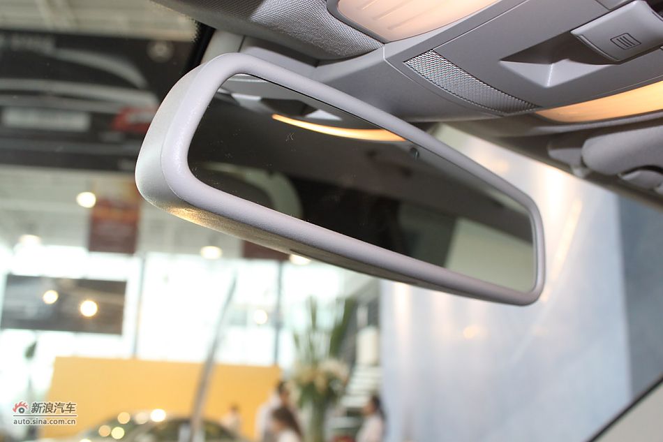 奔驰E260 CGI时尚型