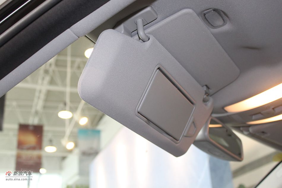 奔驰E260 CGI时尚型