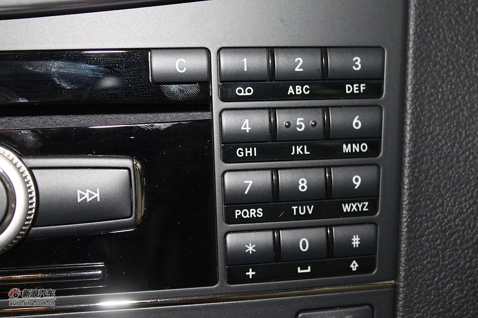 奔驰E260 CGI时尚型