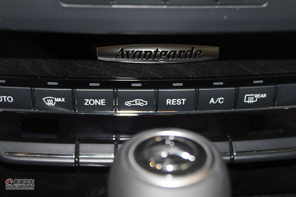 奔驰E260 CGI时尚型