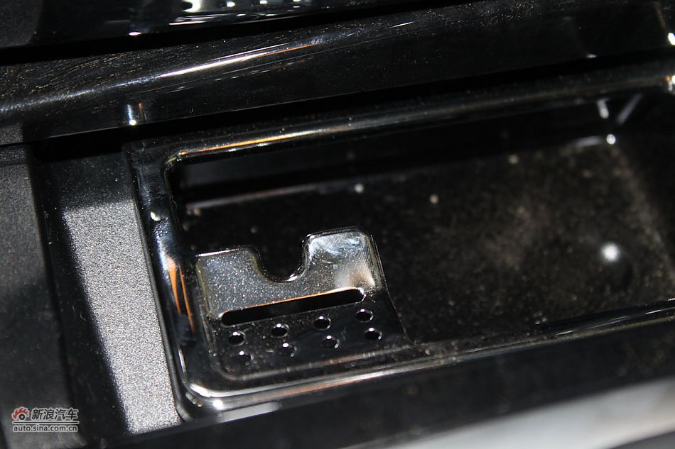 奔驰E260 CGI时尚型