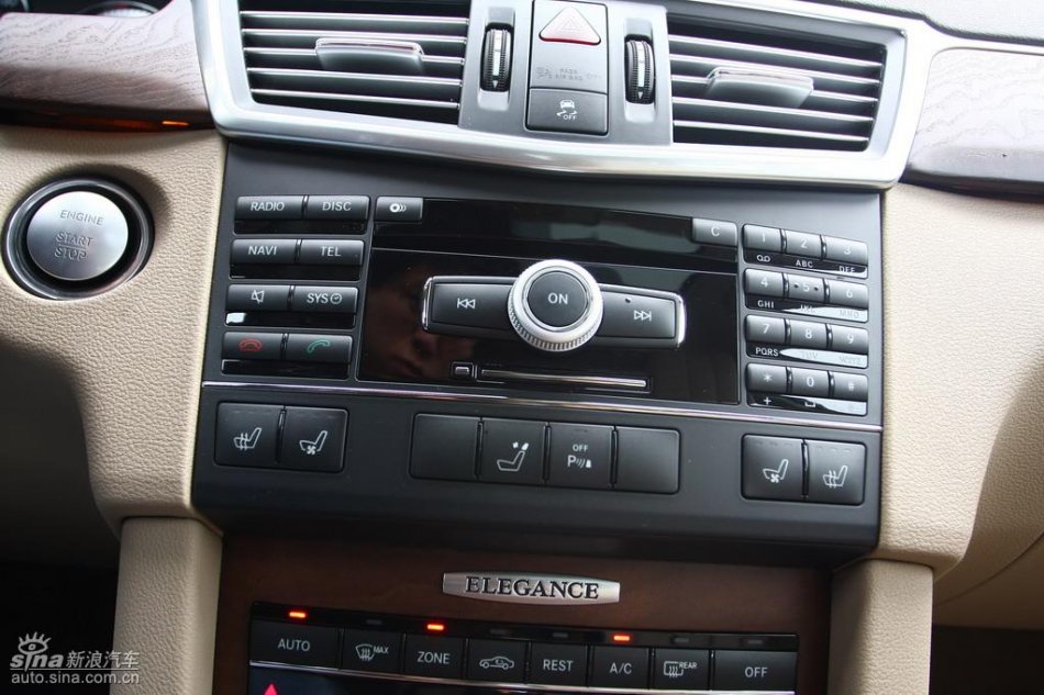 奔驰新E级试驾实拍图内饰