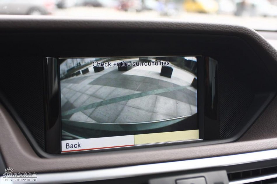 奔驰新E级试驾实拍图内饰