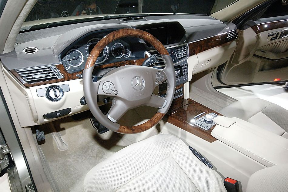 2010款奔驰E-Class