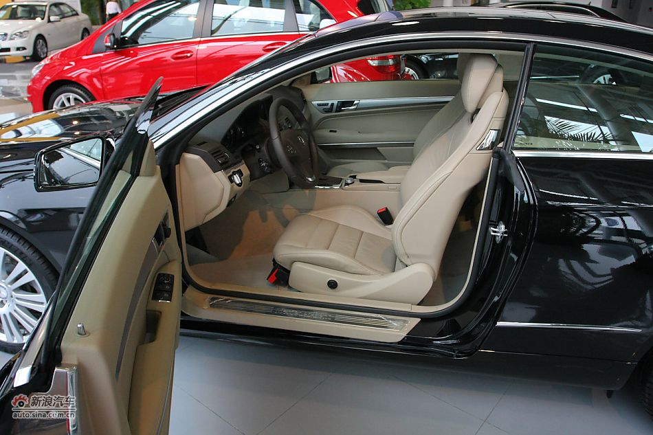2010款奔驰E260 Coupe