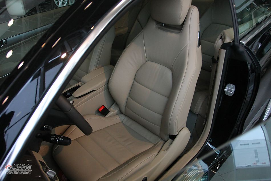 2010款奔驰E260 Coupe