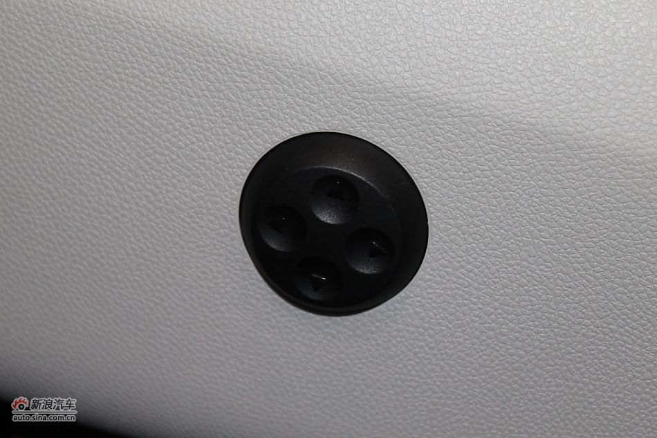 奔驰E260 CGI时尚型