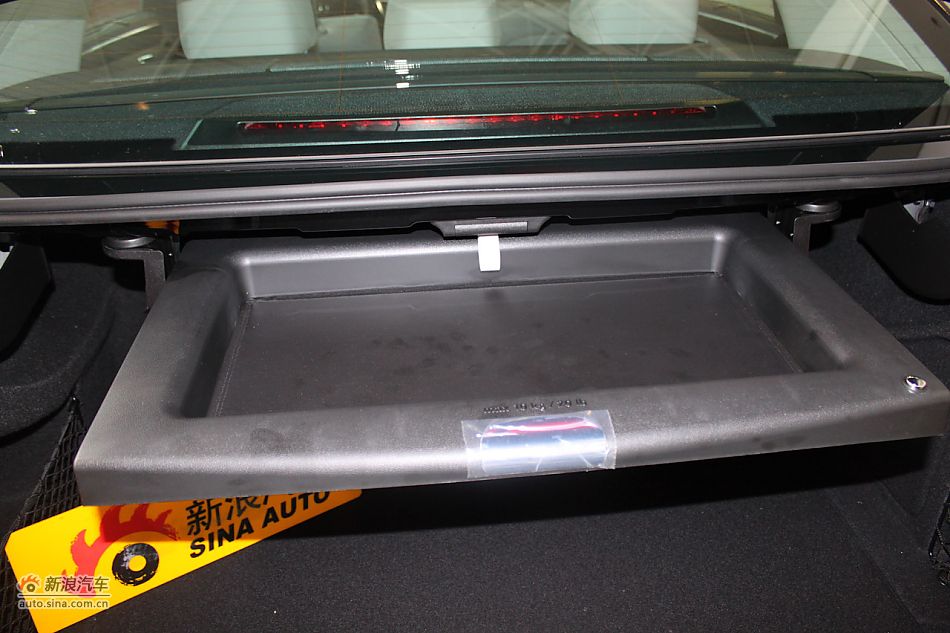 奔驰E260 CGI时尚型