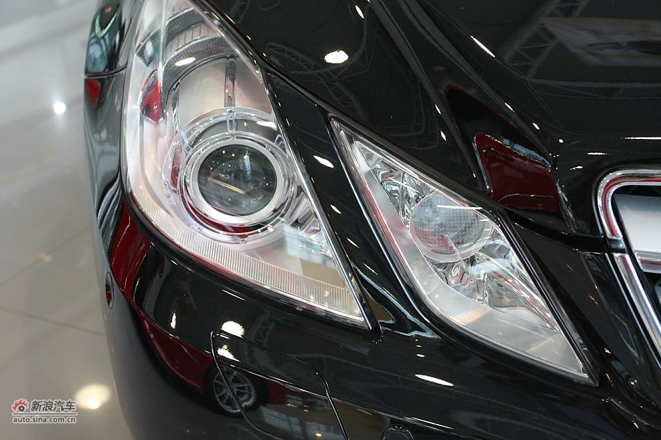 2010款奔驰E260 Coupe