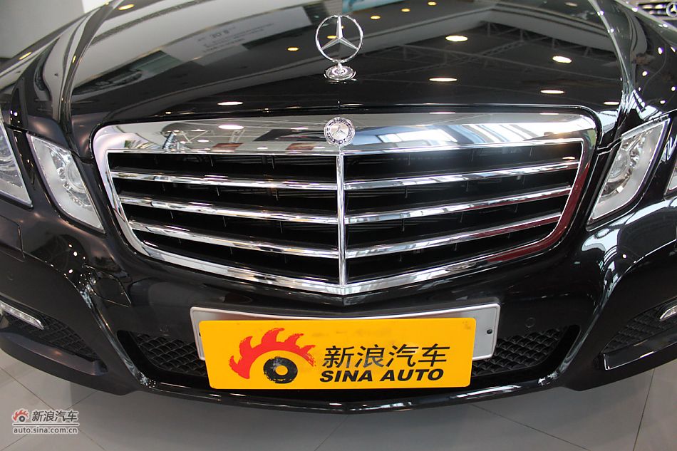 奔驰E260 CGI时尚型