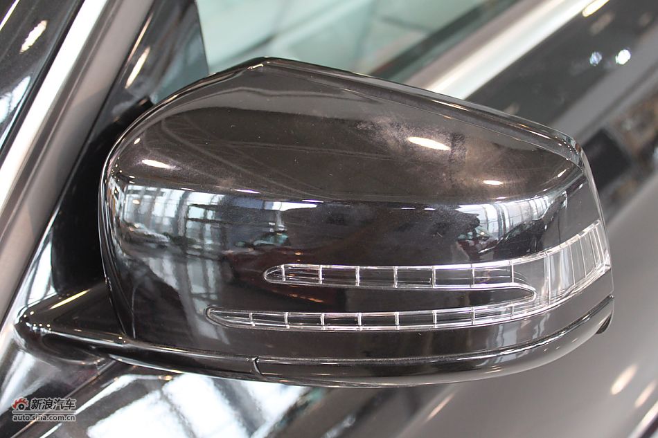 奔驰E260 CGI时尚型