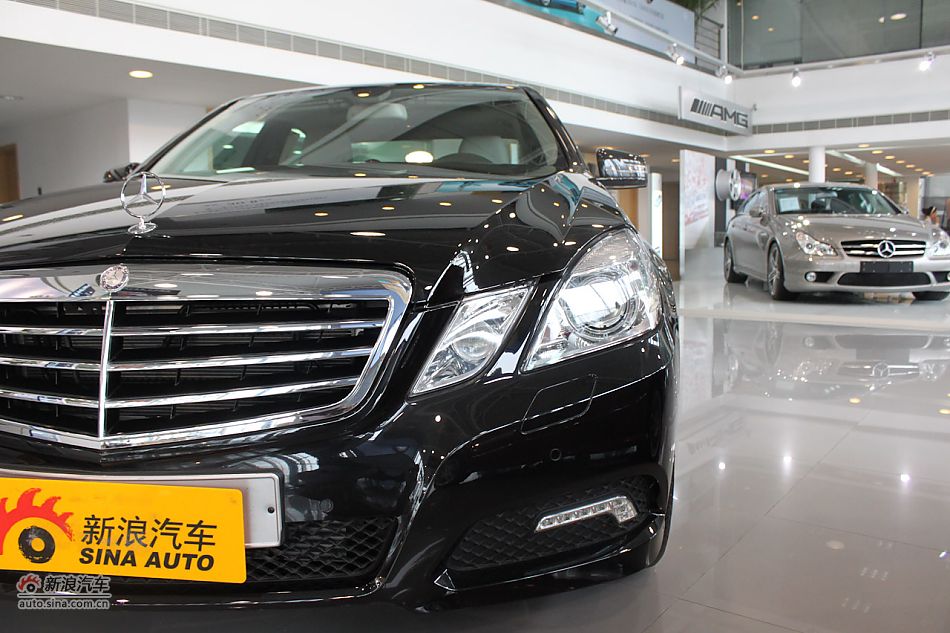 奔驰E260 CGI时尚型