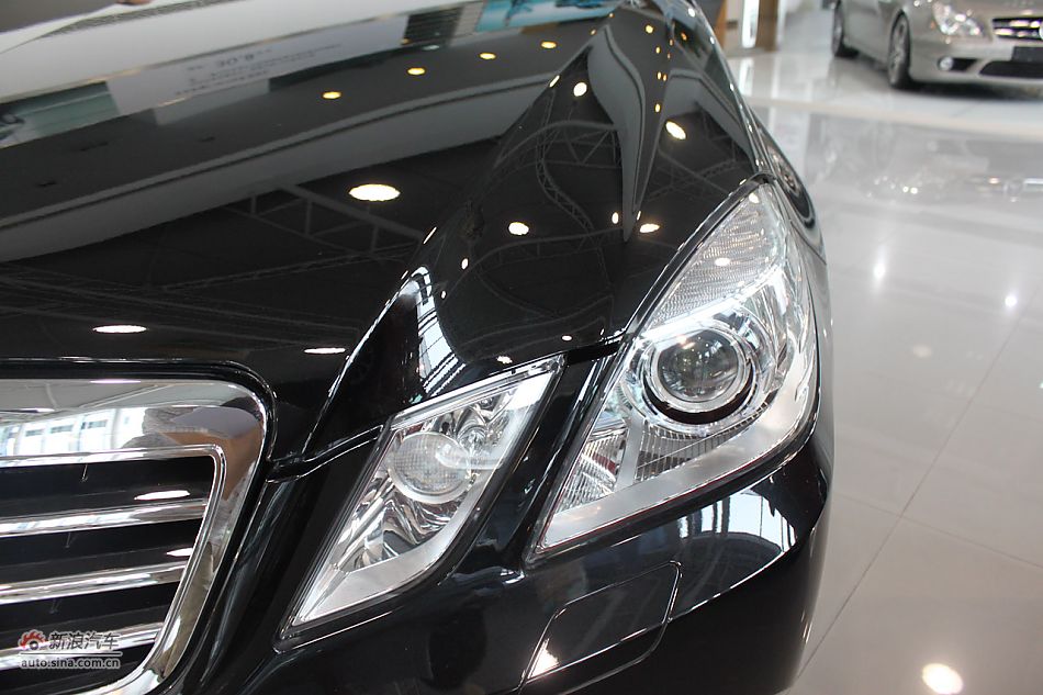 奔驰E260 CGI时尚型