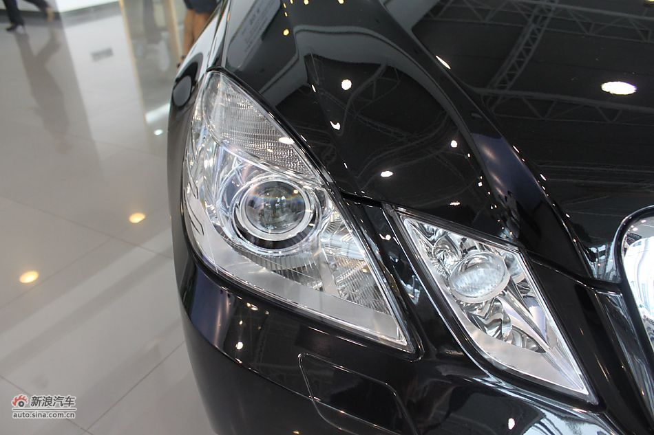 奔驰E260 CGI时尚型