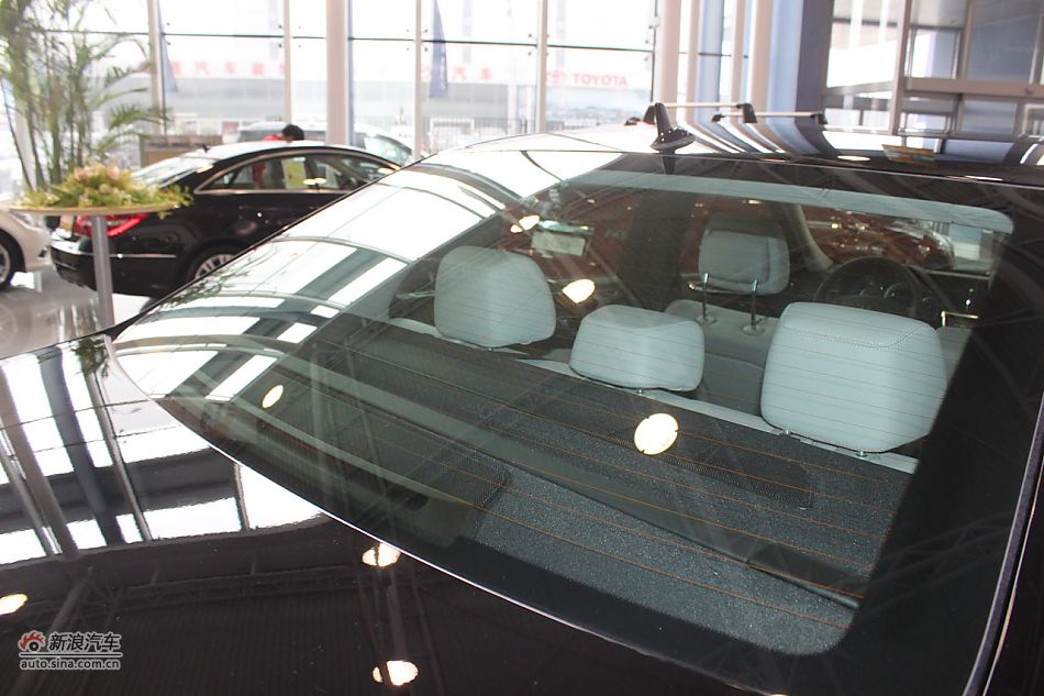 奔驰E260 CGI时尚型