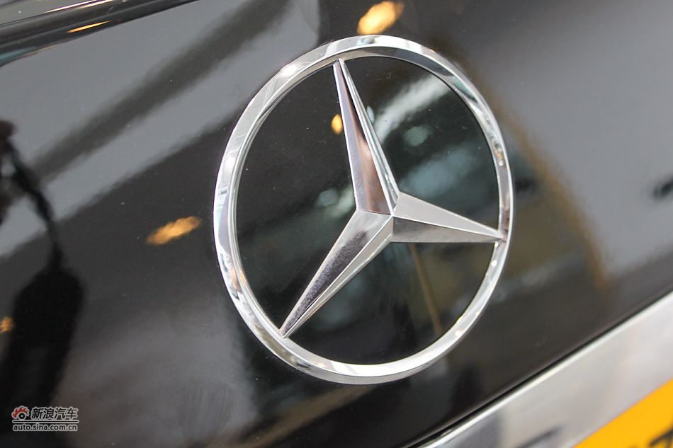 奔驰E260 CGI时尚型