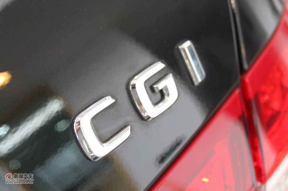 奔驰E260 CGI时尚型